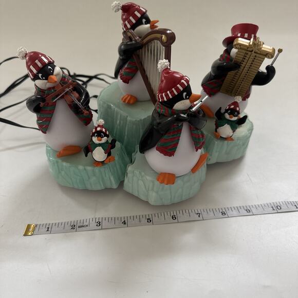 Mr. Christmas Penguin Players Band Playing Instrument Animated Music w/Box READ - Picture 8 of 15